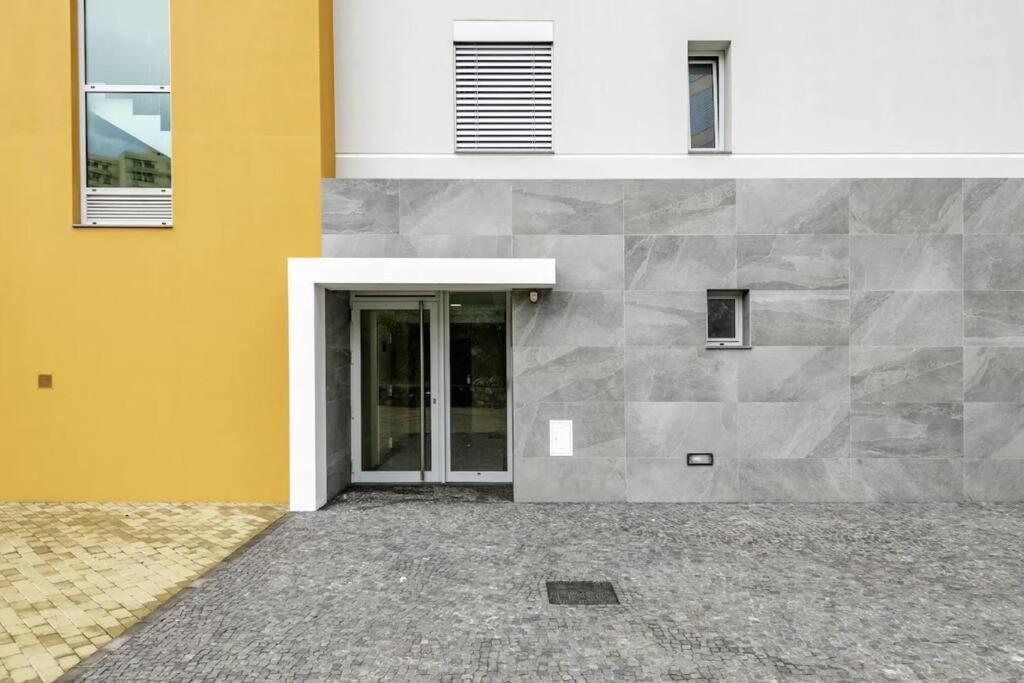 Luxury Poolside View Apartment فونشال المظهر الخارجي الصورة