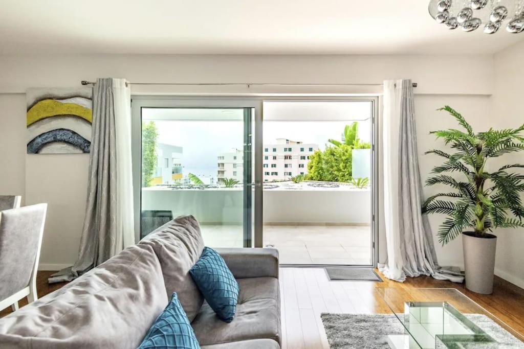 Luxury Poolside View Apartment فونشال المظهر الخارجي الصورة