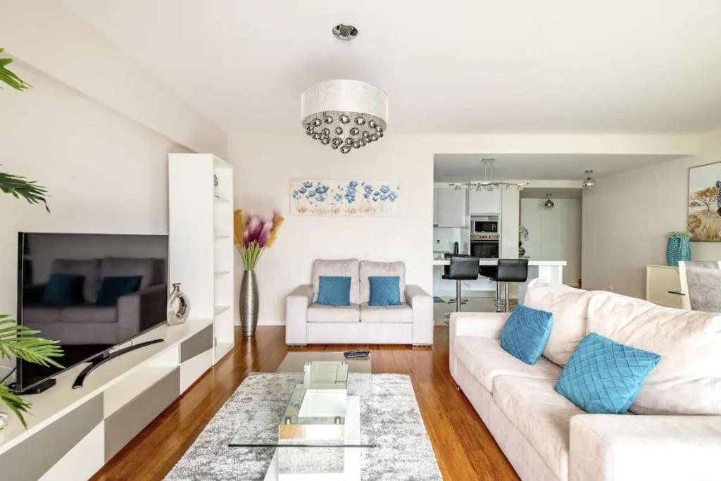 Luxury Poolside View Apartment فونشال المظهر الخارجي الصورة